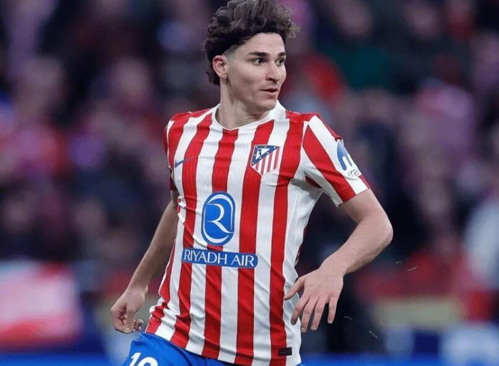 开云官方平台-巴萨锁定马竞前锋阿尔瓦雷斯为今夏头号目标|巴塞罗那|阿根廷|None|每日体育报|路易斯-苏亚雷斯_新浪体育_新浪新闻