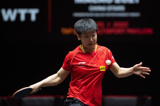 开云官方平台-孙颖莎完胜刘诗雯 一日三赛向大满贯首金发起冲击