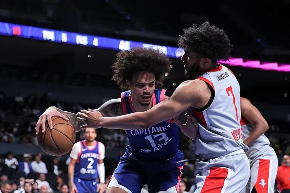 开云官方平台-爵士用十日短合同签下一名落选秀，但他在发展联盟也表现平平？